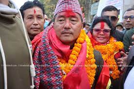 कमल थापा अर्थात ‘सारङ्गी दाइ’लाई रेड कार्ड 